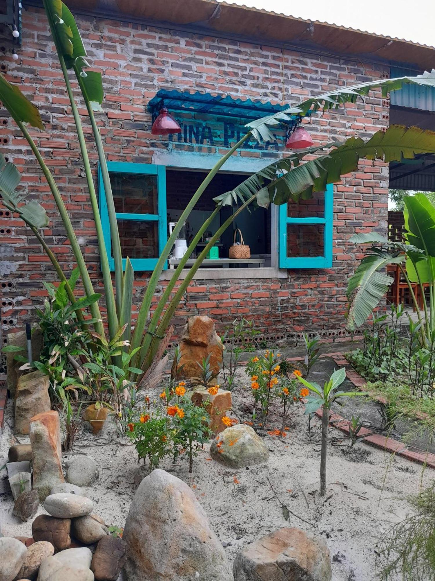 Mina Cafe & Stay Quan Lan Exterior photo